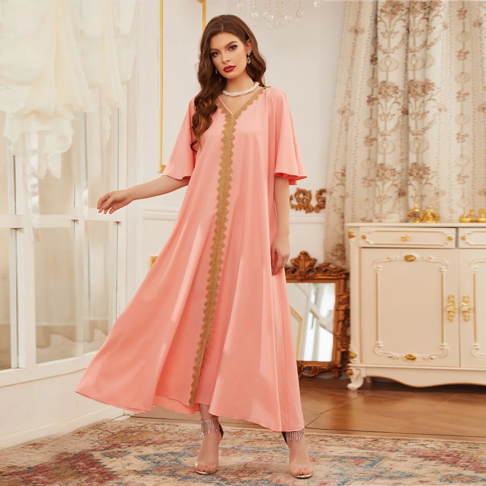 Fashion Women's 2023 Middle Eastern V-neck Short Sleeve Loose Waist Long Minimalist Style Dress Abaya Kaftan Robe Muslim
Fashion Women's 2023 Middle Eastern V-neck Short Sleeve Loose Waist Long Minimalist Style Dress Abaya Kaftan Robe Muslim