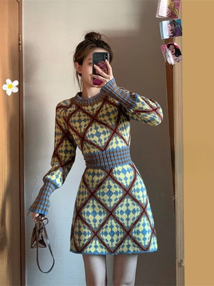 New Knitted Dress Spring and Autumn Women's Waist Slim Temperament Backed with Autumn Sweater Skirt
New Knitted Dress Spring and Autumn Women's Waist Slim Temperament Backed with Autumn Sweater Skirt