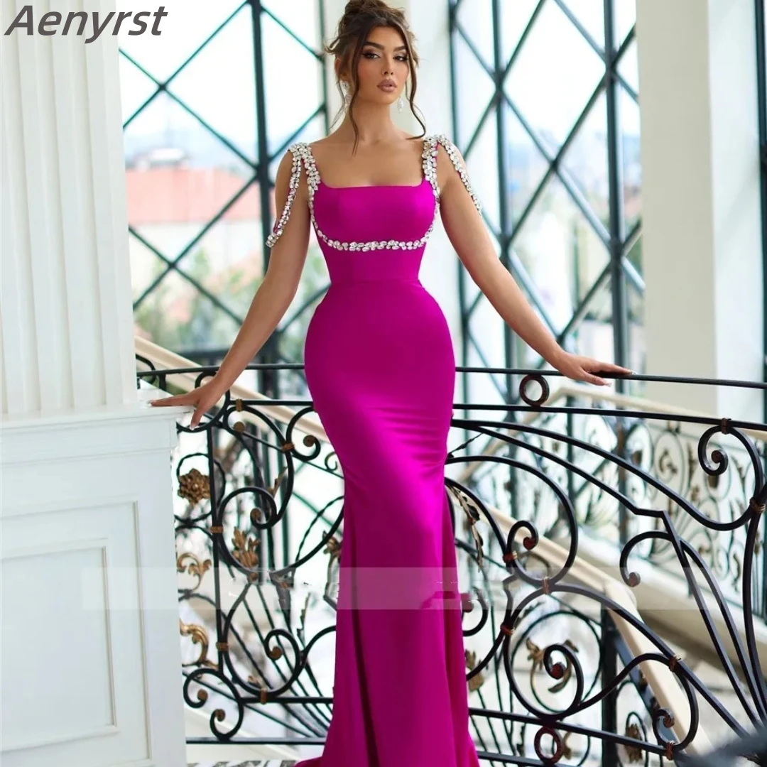 Elegant Prom Gowns Crystal Rhinestone Evening Dress Sleeveless Floor-Length Wedding Party Dresses Christmas فساتين مناسبة رسمية
Elegant Prom Gowns Crystal Rhinestone Evening Dress Sleeveless Floor-Length Wedding Party Dresses Christmas فساتين مناسبة رسمية