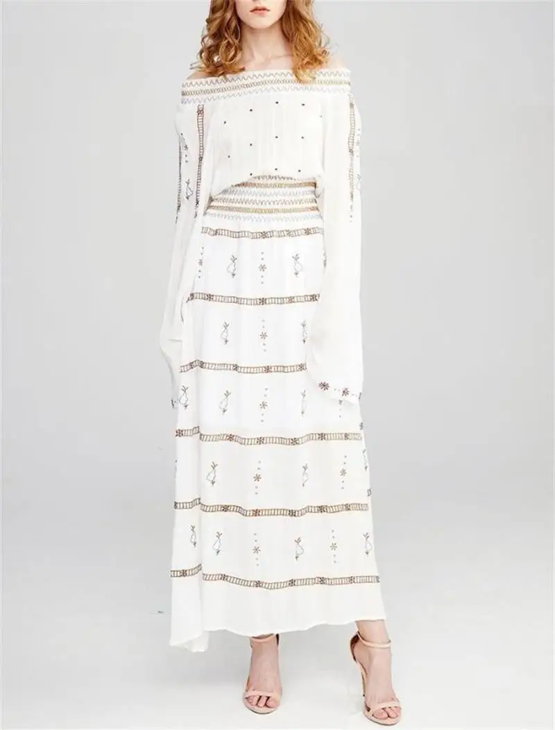 Женское платье макси с длинным рукавом, модельное длинное платье с круглым вырезом и вышивкой, весна-лето 2023
Женское платье макси с длинным рукавом, модельное длинное платье с круглым вырезом и вышивкой, весна-лето 2023