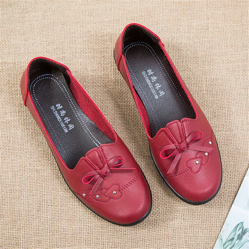 New Mother Shoes Batch Soft Soles Soft Old Non-slip Comfortable Walking Shoes Large Size Round Head Flat Stall Shoes
New Mother Shoes Batch Soft Soles Soft Old Non-slip Comfortable Walking Shoes Large Size Round Head Flat Stall Shoes
