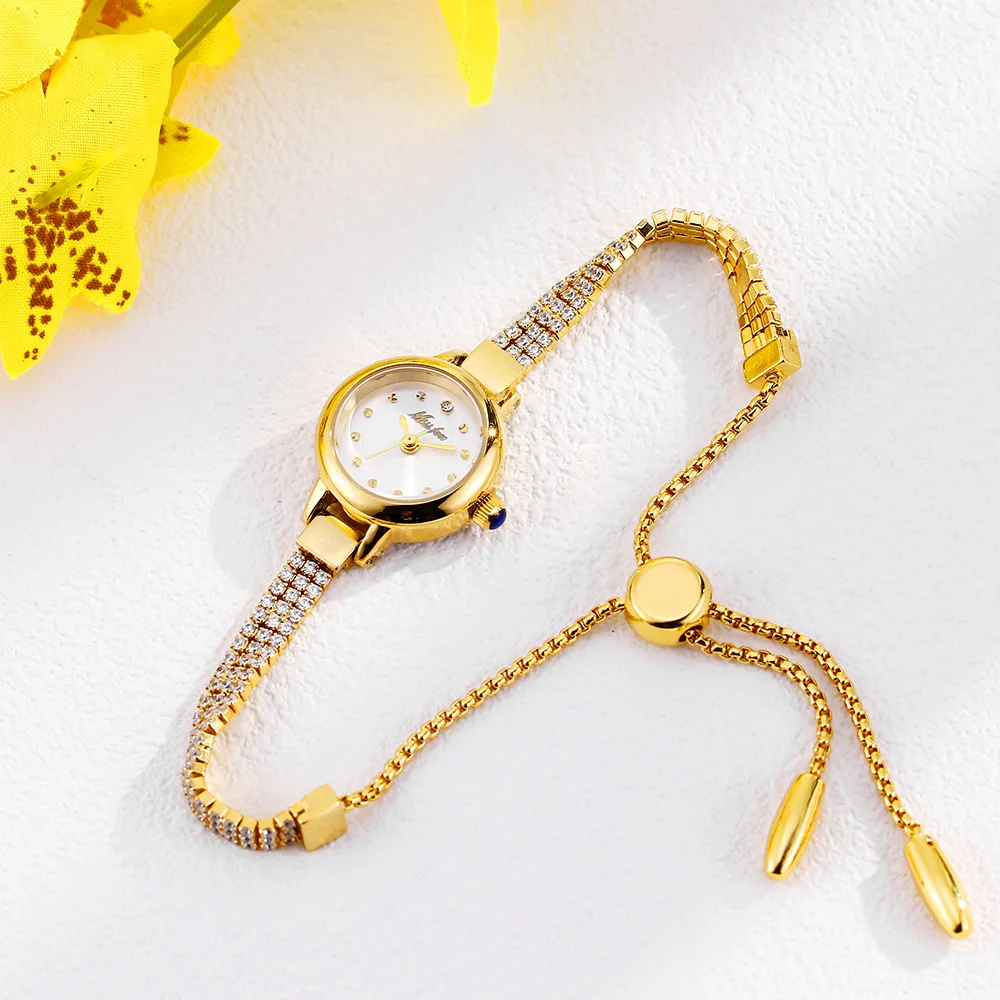 Fashion Diamond-Encrusted Watch Ladies Temperament INS Compact Mini Ladies Watch
Fashion Diamond-Encrusted Watch Ladies Temperament INS Compact Mini Ladies Watch