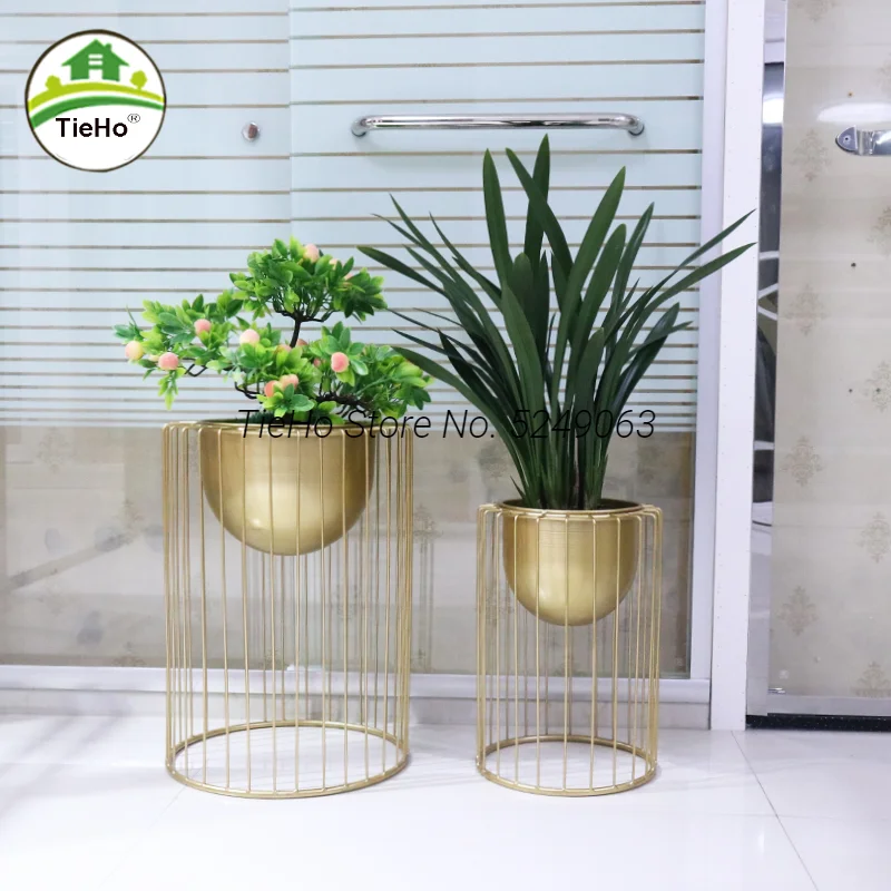 Nordic Minimalist Golden Iron Plant Stand Floor Round Flower Pot Living Room Plant Storage Rack Balcony Decoration Flower Shelf
Nordic Minimalist Golden Iron Plant Stand Floor Round Flower Pot Living Room Plant Storage Rack Balcony Decoration Flower Shelf