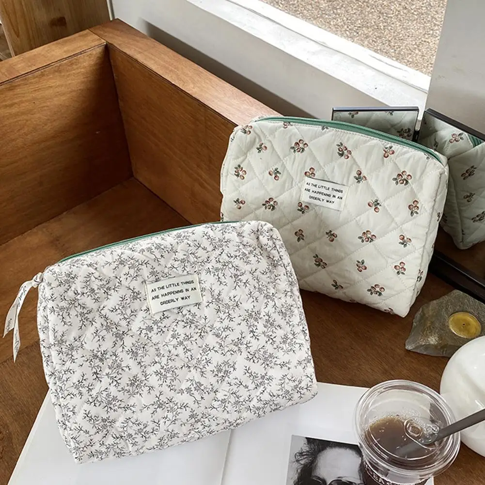 Cute Quilting Cotton Makeup Bag Women Zipper Cosmetic Organizer Female Cloth Handbag Box Shape Portable Toiletry Case For Girls
Cute Quilting Cotton Makeup Bag Women Zipper Cosmetic Organizer Female Cloth Handbag Box Shape Portable Toiletry Case For Girls