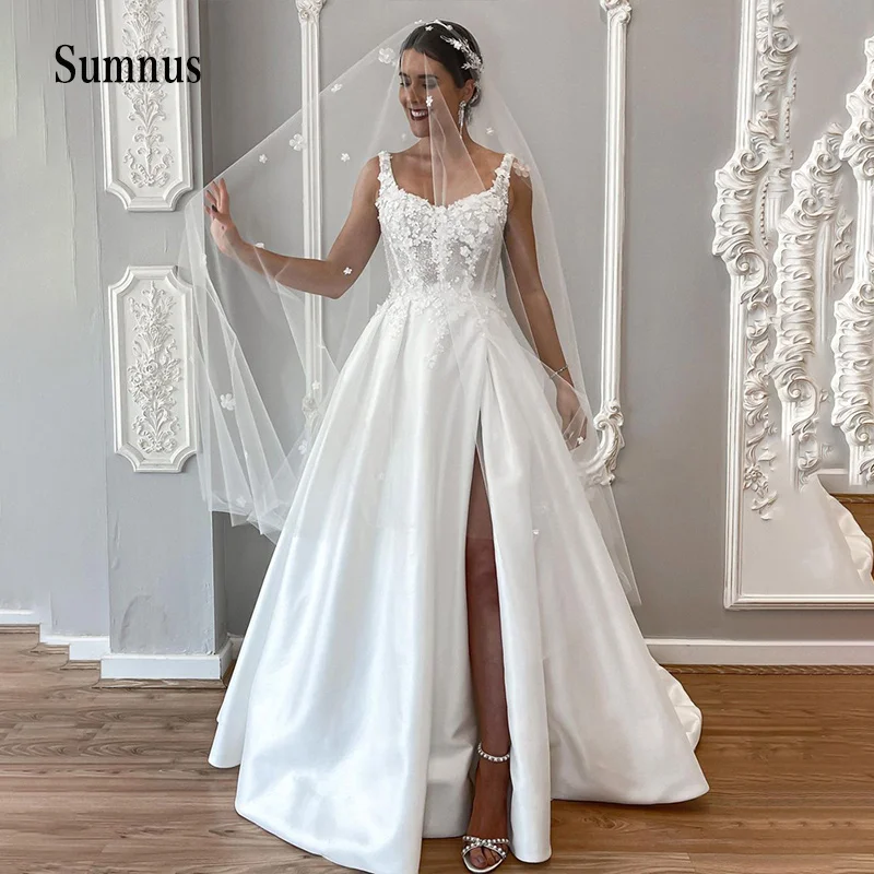 

Sumnus Luxury 3D Flowers A Line Wedding Dresses Side Split Draped Satin Princess Church Wedding Bride Dress Customized 2023