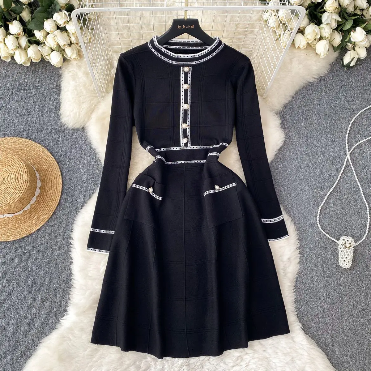 Autumn Knitted Womens Dresses Fashion Striped Patchwork Elegant Dresses For Women Casual Long Sleeve Female Dress
Autumn Knitted Womens Dresses Fashion Striped Patchwork Elegant Dresses For Women Casual Long Sleeve Female Dress