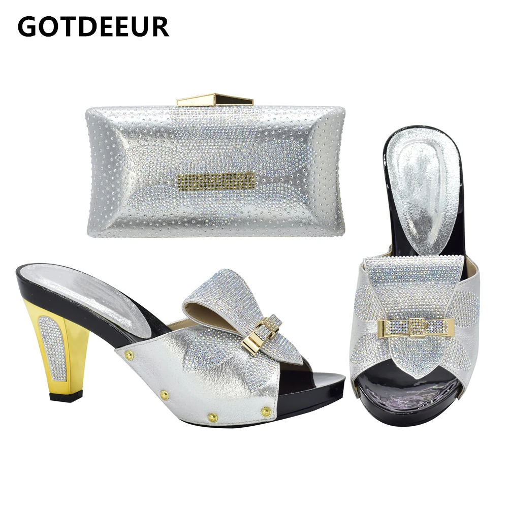 Shoes and Bag Set African Sets Sliver Color African Shoe and Bag Set for Party In Women Nigerian Shoes and Bag Set for Wedding
Shoes and Bag Set African Sets Sliver Color African Shoe and Bag Set for Party In Women Nigerian Shoes and Bag Set for Wedding