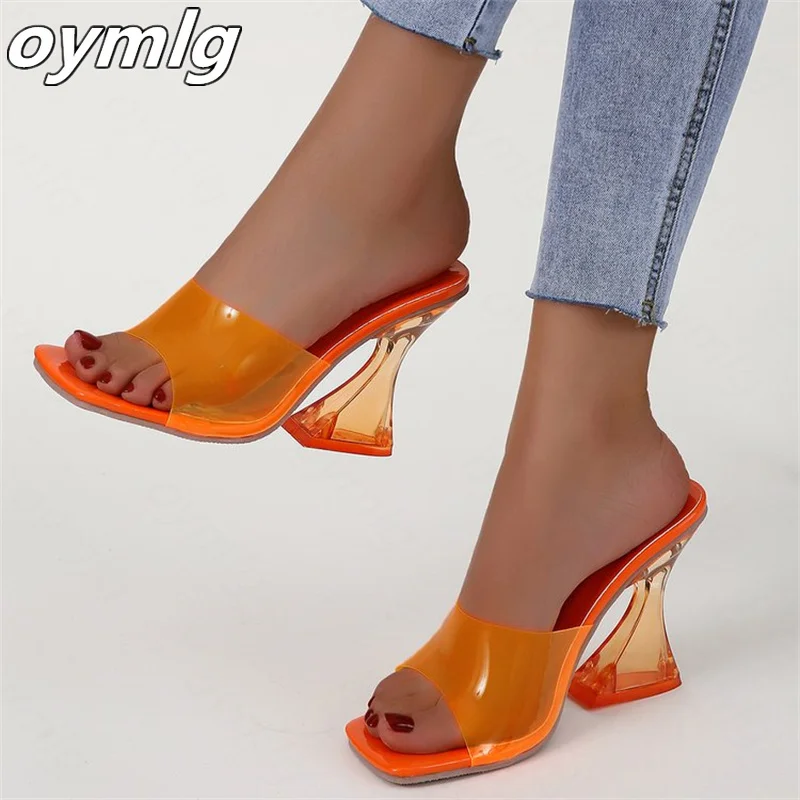 2022 new sexy square-toe open-toe crystal wine glass with temperament to wear high-heeled slippers square toe heels sandals
2022 new sexy square-toe open-toe crystal wine glass with temperament to wear high-heeled slippers square toe heels sandals