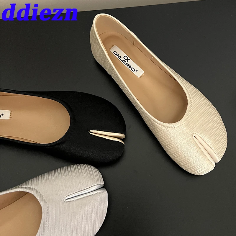 Lolita Ladies Flats Shoes Slides Fashion Silk Round Toe Female Slip On Footwear Ballet Flats Dance Shoes For Women 2023
Lolita Ladies Flats Shoes Slides Fashion Silk Round Toe Female Slip On Footwear Ballet Flats Dance Shoes For Women 2023