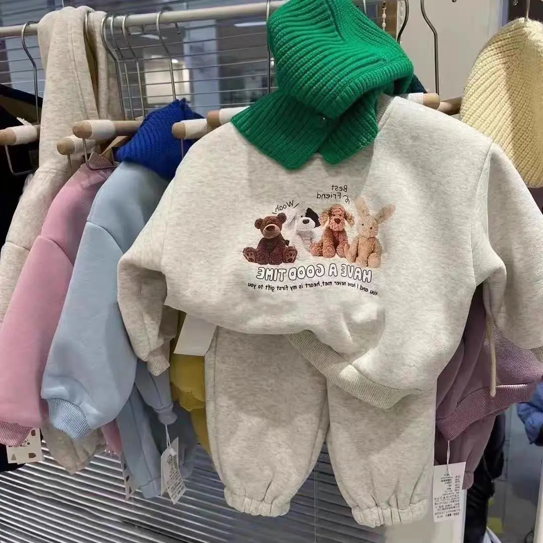 Korea Plush Children's Sets Cute CartoonKids Winter Casual Sports Set for Boys Girls Children's Sweaters Pants 2Pcs
Korea Plush Children's Sets Cute CartoonKids Winter Casual Sports Set for Boys Girls Children's Sweaters Pants 2Pcs
