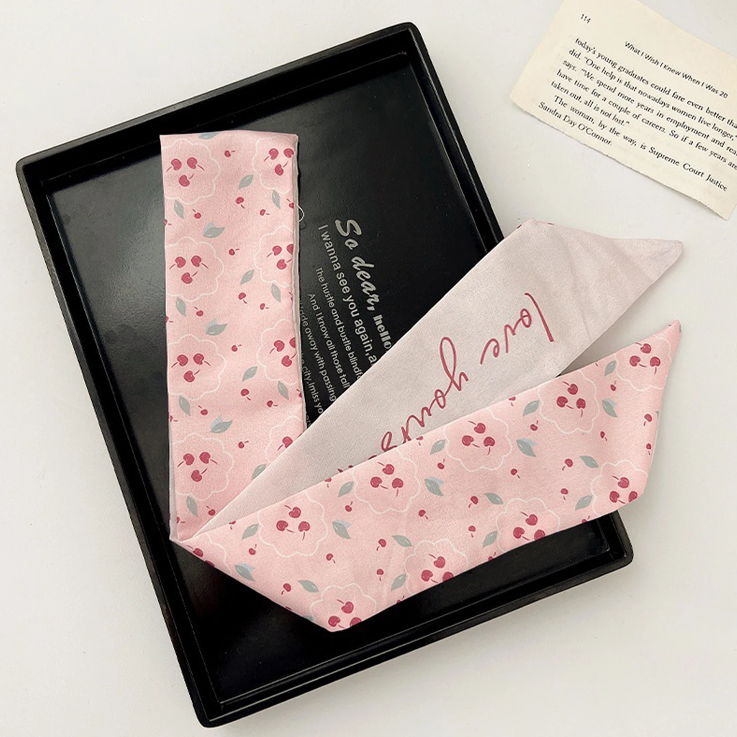 Long Small Hair Scarf For Women Fashion Fruit Print Kerchief Cute Headband Silk Neck Scarfs Multi-Function Band Bag Scarves
Long Small Hair Scarf For Women Fashion Fruit Print Kerchief Cute Headband Silk Neck Scarfs Multi-Function Band Bag Scarves
