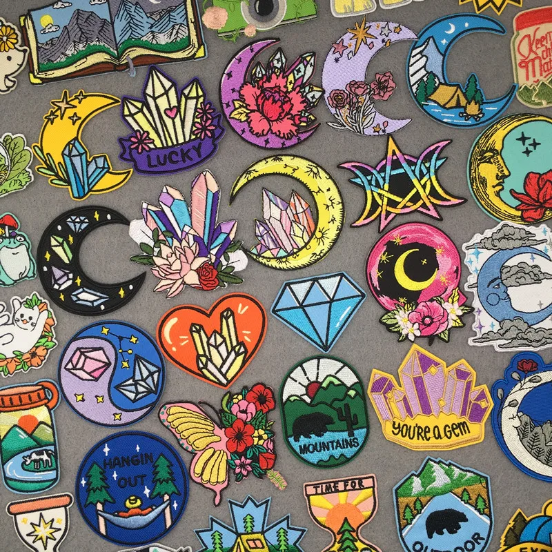 Crystal Flower Embroidered Patch Diamond Moon Iron On Patches For Clothing DIY Embroidery Patches On Clothes Sewing Stickers
Crystal Flower Embroidered Patch Diamond Moon Iron On Patches For Clothing DIY Embroidery Patches On Clothes Sewing Stickers