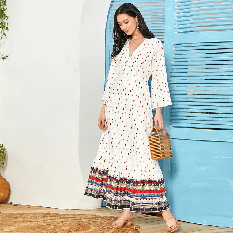 Bohemian European and American Women's V-neck Regular Sleeve 3/4 Sleeve High Waist Ruffle Edge Skirt Long Dress
Bohemian European and American Women's V-neck Regular Sleeve 3/4 Sleeve High Waist Ruffle Edge Skirt Long Dress