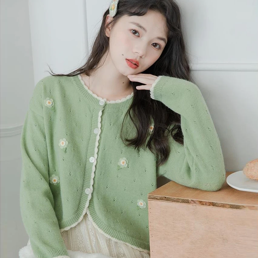 Flower Embroidery Knitted Cardigan Jacket 2023 Autumn Fashion Patchwork Sweater Jacket Women's O-Neck Loose Office Lady Jacket
Flower Embroidery Knitted Cardigan Jacket 2023 Autumn Fashion Patchwork Sweater Jacket Women's O-Neck Loose Office Lady Jacket