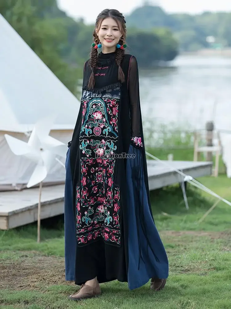 2023 chinese national style women embroidery flower retro cheongsam button daily dress spring and autumn waistcoat long skirt
2023 chinese national style women embroidery flower retro cheongsam button daily dress spring and autumn waistcoat long skirt