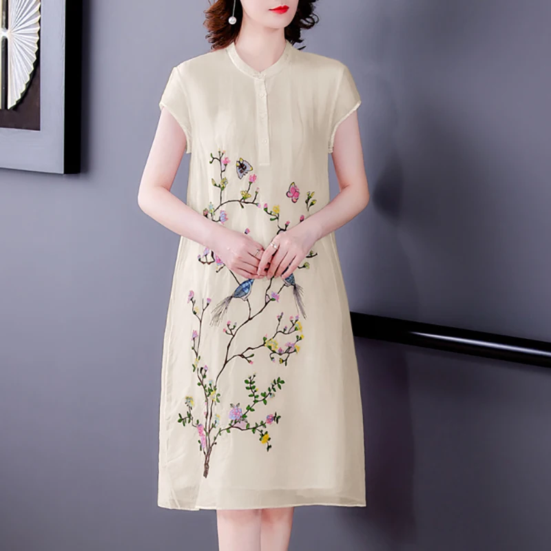 Summer Pink Embroidery Floral Natural Silk Midi Dress Women Korean Fashion Light Beach Sundress 2022 Boho Elegant Bodycon Dress
Summer Pink Embroidery Floral Natural Silk Midi Dress Women Korean Fashion Light Beach Sundress 2022 Boho Elegant Bodycon Dress