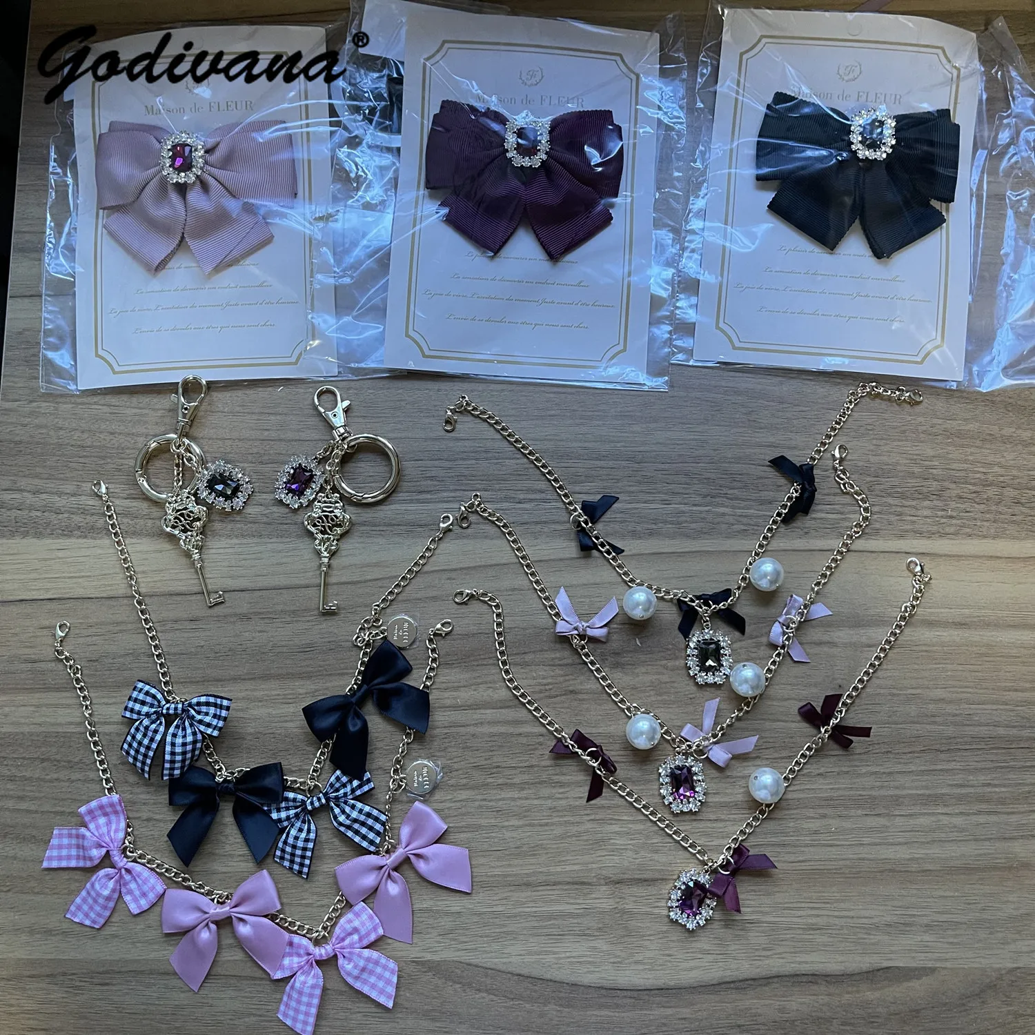 Japanese Cute Plaid Bowknot Decorative Hanging Accessory Lolita Style Women Students Bag Charms Fashion Chain Bag Pendant
Japanese Cute Plaid Bowknot Decorative Hanging Accessory Lolita Style Women Students Bag Charms Fashion Chain Bag Pendant