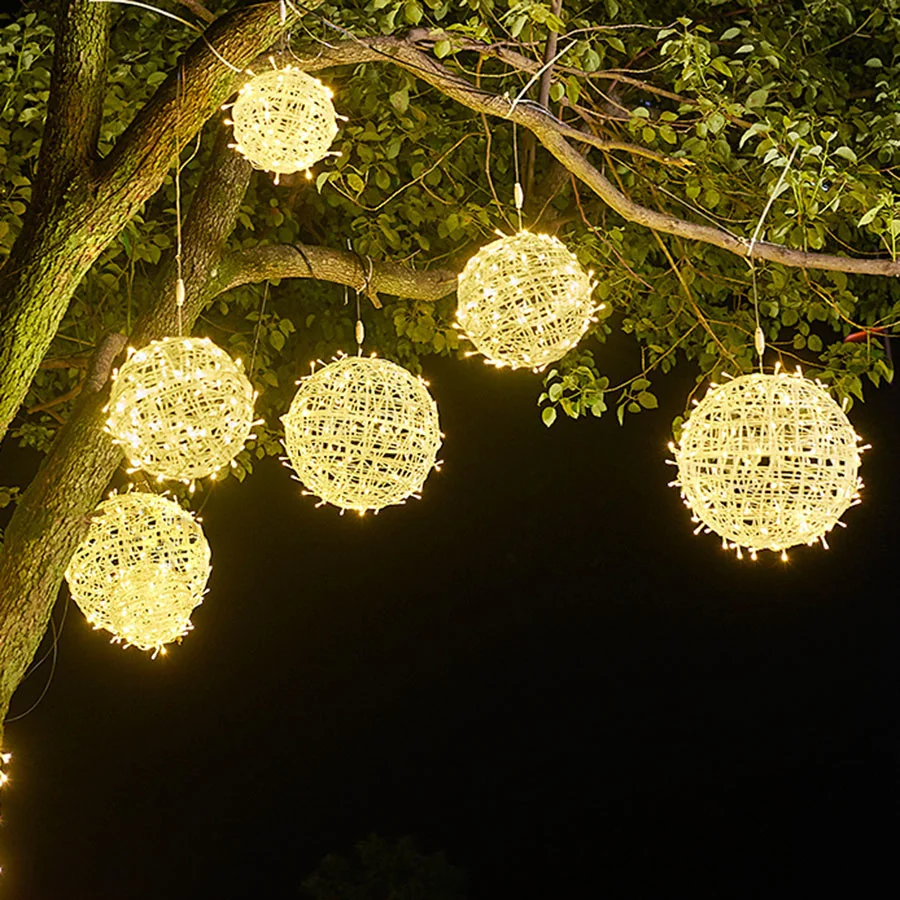 Creative LED Christmas Garland Fairy Lights Outdoor 20/30CM Rattan Ball String Lights for Party Wedding Garden Patio Decoration
Creative LED Christmas Garland Fairy Lights Outdoor 20/30CM Rattan Ball String Lights for Party Wedding Garden Patio Decoration