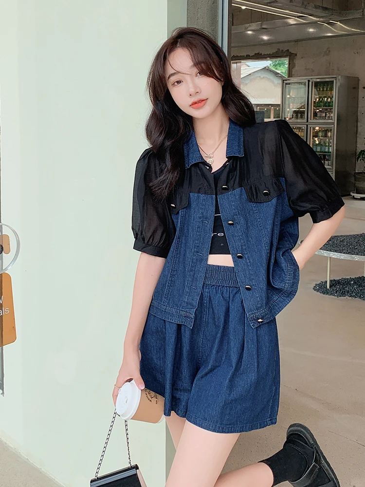 Women Fashion Spliced Short Sleeve Shirt and Shorts Denim Suit Two Piece Set 2022 Summer Elegant Loose Korean Tops Outfits 8803
Women Fashion Spliced Short Sleeve Shirt and Shorts Denim Suit Two Piece Set 2022 Summer Elegant Loose Korean Tops Outfits 8803