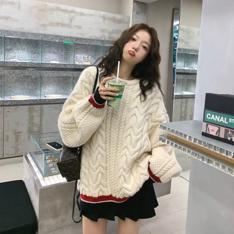 Korea Women Sweaters Loose O-Neck Autumn Fashion Long Sleeve Knit Pullover Chic Female Oversize Knitwears
Korea Women Sweaters Loose O-Neck Autumn Fashion Long Sleeve Knit Pullover Chic Female Oversize Knitwears