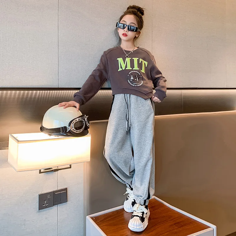 Spring Fashion Casual Sportswear for Girls Suit Irregular Design Pullover + Side Striped Pant 2pcs Children's Clothing Set 4-14Y
Spring Fashion Casual Sportswear for Girls Suit Irregular Design Pullover + Side Striped Pant 2pcs Children's Clothing Set 4-14Y