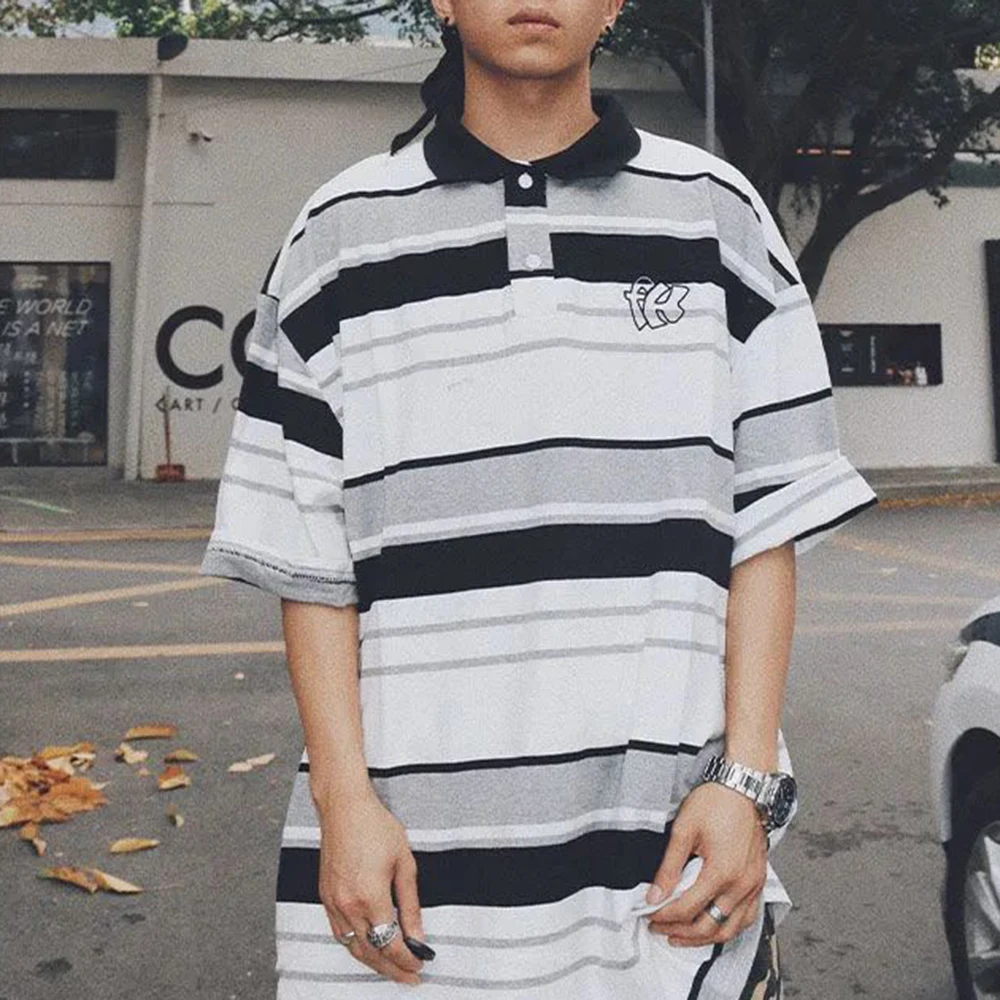 Men's Casual Fashion Striped Short-sleeved T-shirt Street Retro Loose Simple All-match Polo Shirt Summer Hiphop West Coast
Men's Casual Fashion Striped Short-sleeved T-shirt Street Retro Loose Simple All-match Polo Shirt Summer Hiphop West Coast
