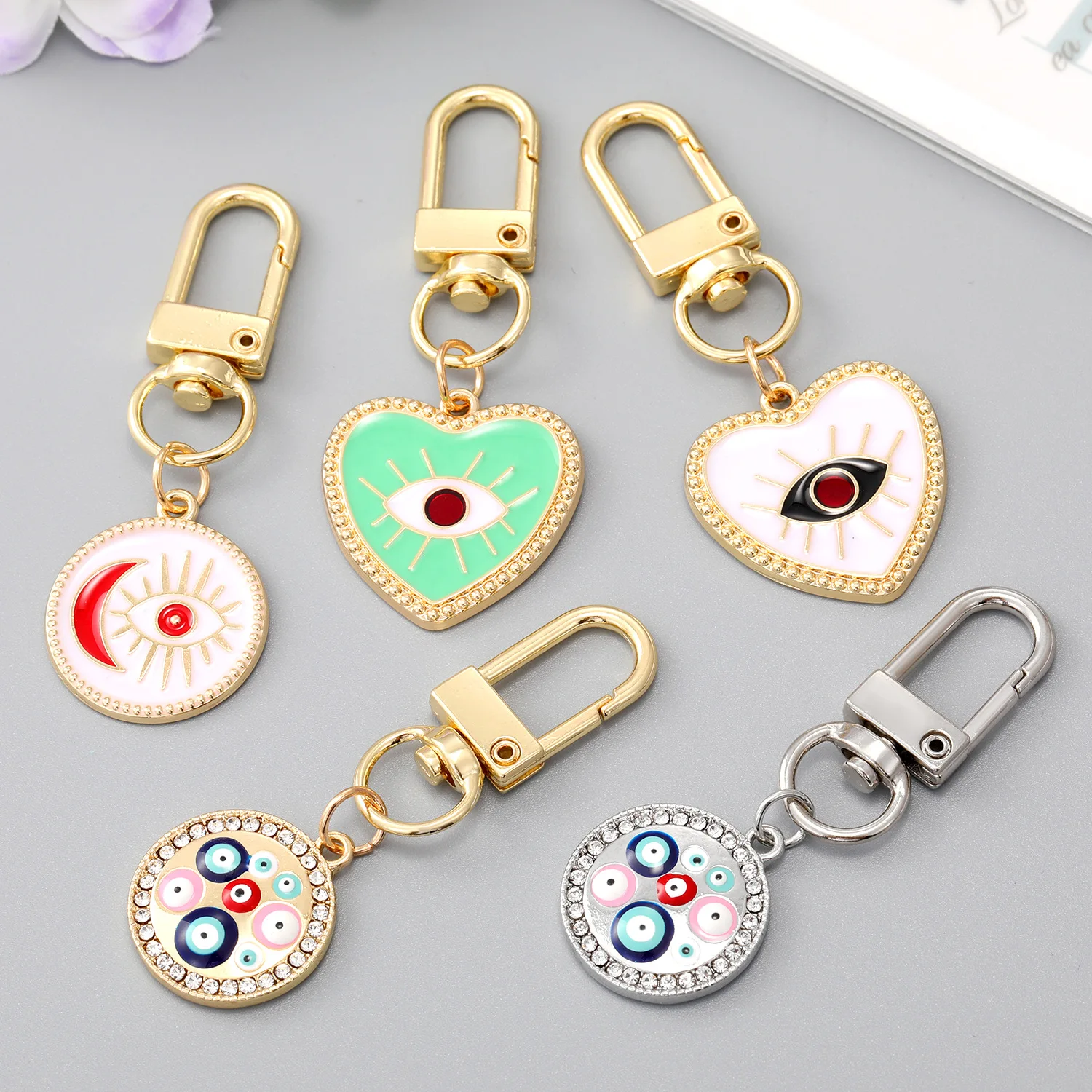 15pcs Enamel Heart Evil Eye Keychain Keyring Lucky Turkish Blue Eye Bag Car Key Chain Accessories Jewelry
15pcs Enamel Heart Evil Eye Keychain Keyring Lucky Turkish Blue Eye Bag Car Key Chain Accessories Jewelry