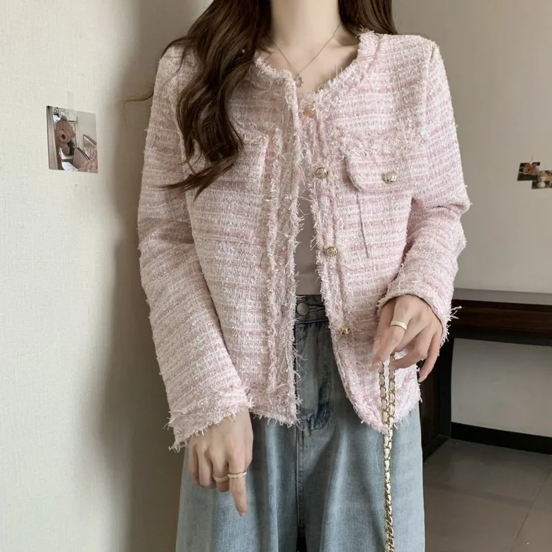 Tweed Coat 2024 New Autumn Winter Women Temperament Round Neck Design Sense Short Jacket Female Loose Casual Versatile Outerwear
Tweed Coat 2024 New Autumn Winter Women Temperament Round Neck Design Sense Short Jacket Female Loose Casual Versatile Outerwear