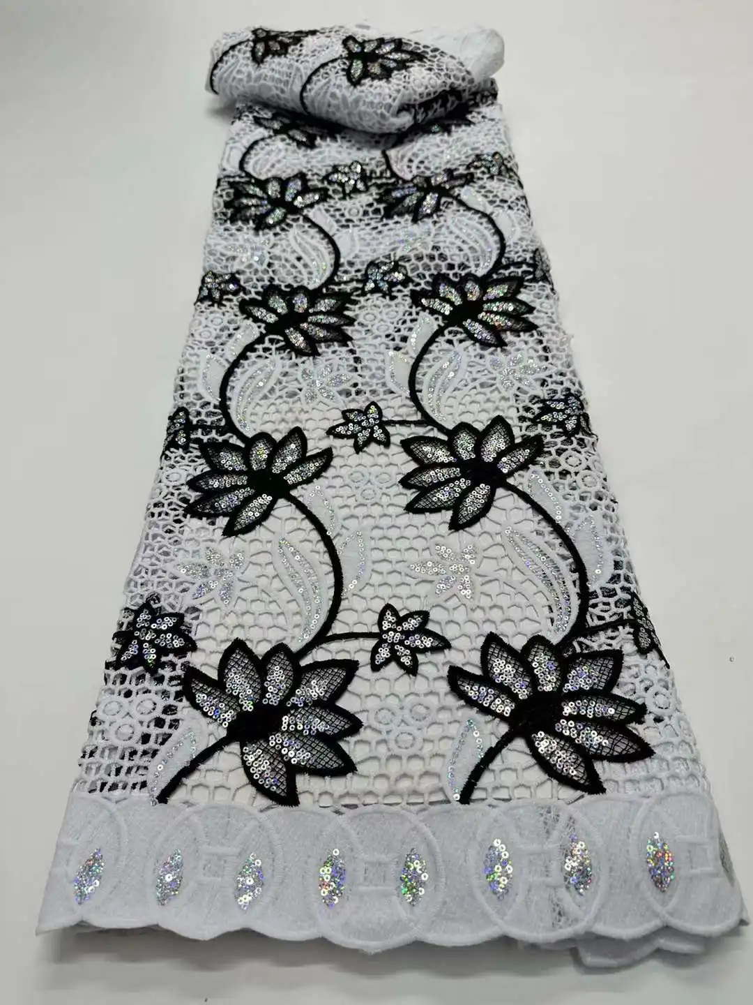 Latest African Gipure Cord Lace Fabric 2024 High Quality Nigerian Water Soluble Lace Fabric For Women Wedding Party Dress RFS1-4
Latest African Gipure Cord Lace Fabric 2024 High Quality Nigerian Water Soluble Lace Fabric For Women Wedding Party Dress RFS1-4