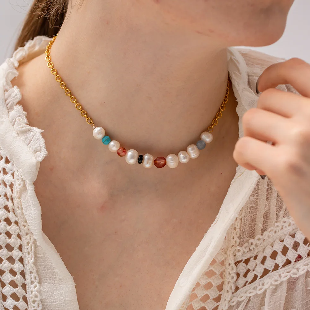 European and French Colorful Natural Stone Pearl Beaded Necklace Metal Texture Stainless Steel Statement Necklace Fashion Jewelr
European and French Colorful Natural Stone Pearl Beaded Necklace Metal Texture Stainless Steel Statement Necklace Fashion Jewelr