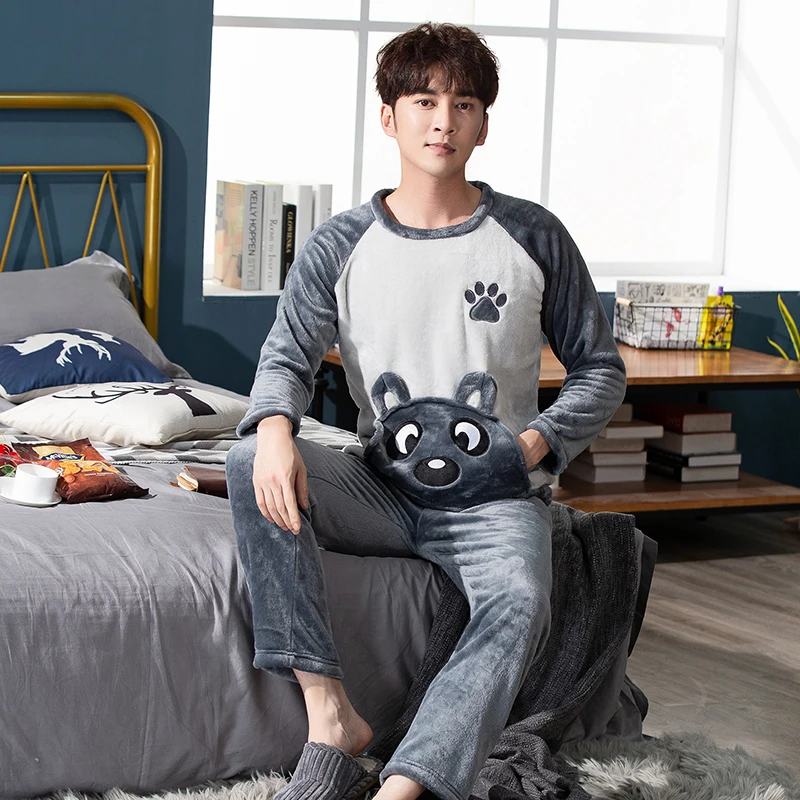 2023 3XL 4XL Winter Men's Flannel Pijamas Letter Sleepwear Cartoon Pajama Sets Casual Sleep&Lounge Pyjamas Coral Velvet Homewear
2023 3XL 4XL Winter Men's Flannel Pijamas Letter Sleepwear Cartoon Pajama Sets Casual Sleep&Lounge Pyjamas Coral Velvet Homewear