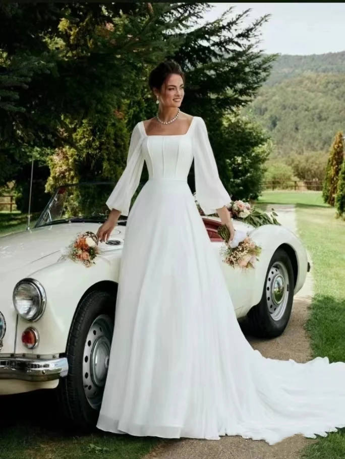 New long-sleeved delicate chiffon flowing simple noble elegant fold beautiful square collar party wedding dress
New long-sleeved delicate chiffon flowing simple noble elegant fold beautiful square collar party wedding dress