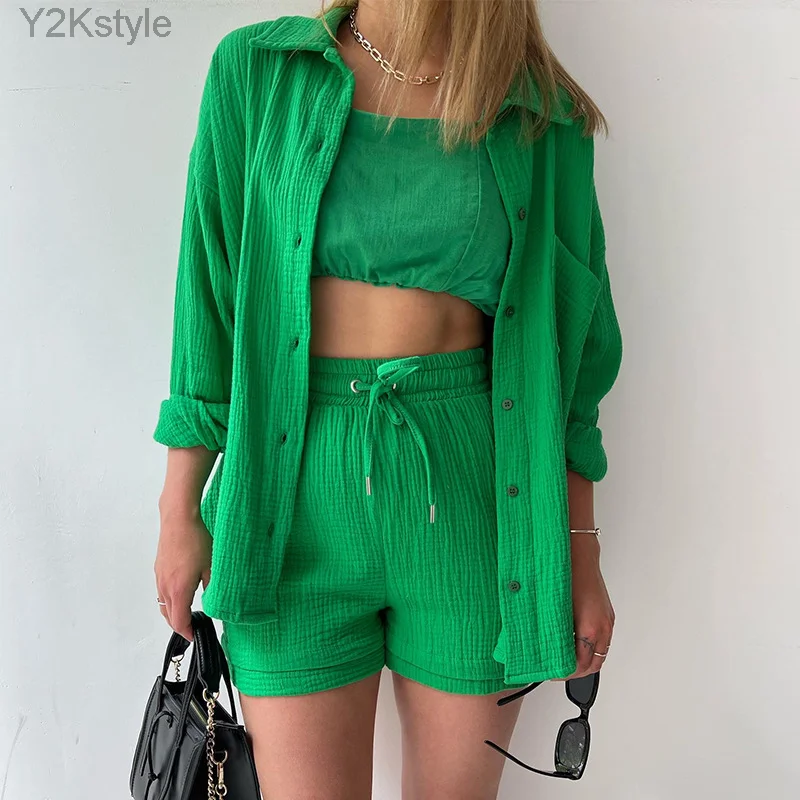 Women's Two-Piece Wrinkled Fabric Lapel Long Sleeved Shirt High Waisted Drawstring Shorts Sets Fashion Button Outfits Suit
Women's Two-Piece Wrinkled Fabric Lapel Long Sleeved Shirt High Waisted Drawstring Shorts Sets Fashion Button Outfits Suit