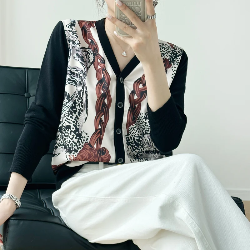 Женский вязаный кардиган из 100% чистой шерсти, свободный и нежный свитер с V-образным вырезом, куртка на пуговицах с цветами, Модный повседневный Топ
Женский вязаный кардиган из 100% чистой шерсти, свободный и нежный свитер с V-образным вырезом, куртка на пуговицах с цветами, Модный повседневный Топ