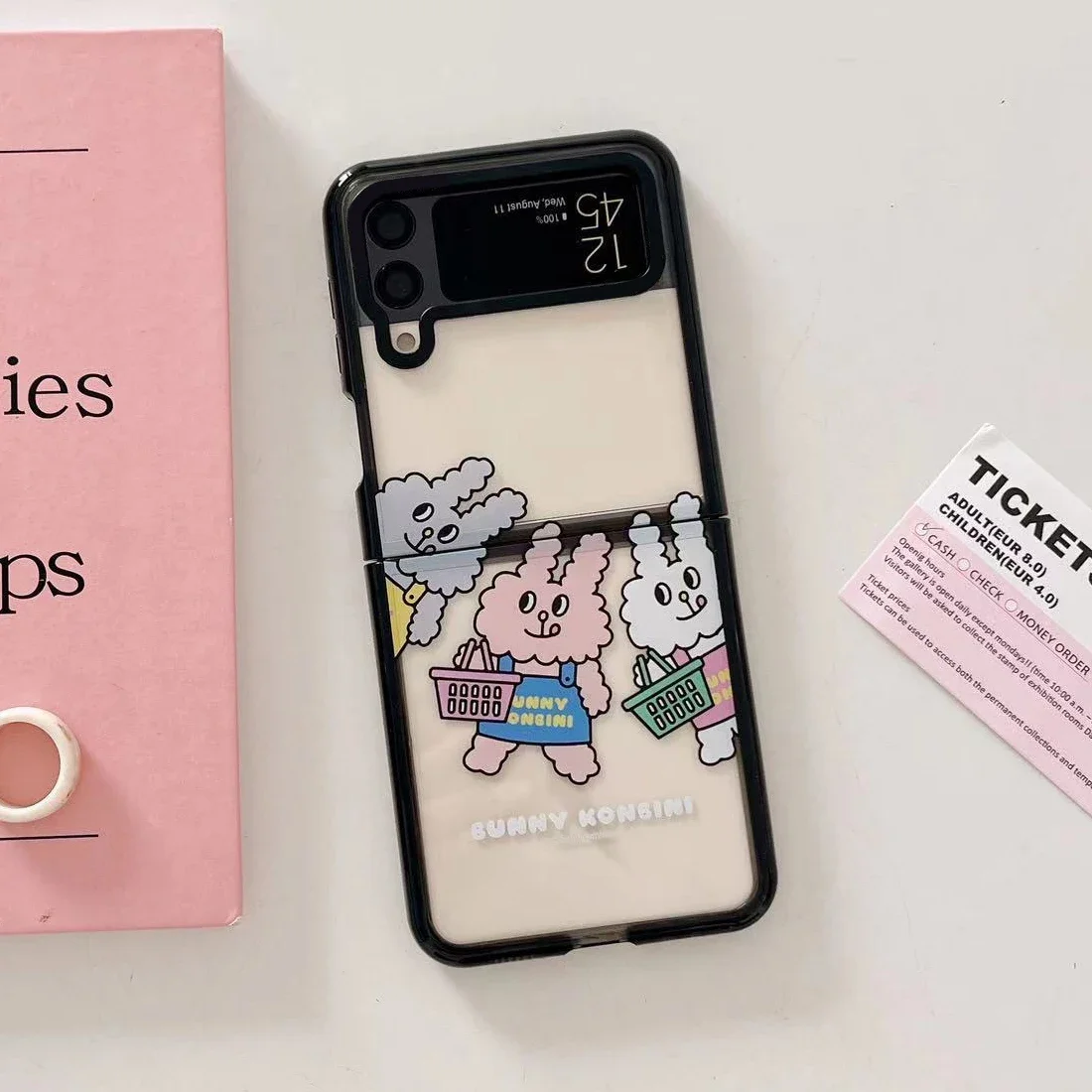 Acrylic Black Border Cat Cartoon Phone Case for Samsung Galaxy Z Flip 5 4 3 Back Cover for ZFlip3 ZFlip4 ZFlip5 Hard Case Shell
Acrylic Black Border Cat Cartoon Phone Case for Samsung Galaxy Z Flip 5 4 3 Back Cover for ZFlip3 ZFlip4 ZFlip5 Hard Case Shell