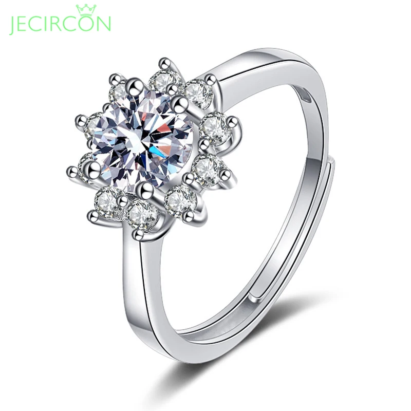 JECIRCON 925 Sterling Silver Moissanite Ring for Women Open Sunflower D Color 1 Carat Shiny Diamond Band Fashion Luxury Jewelry
JECIRCON 925 Sterling Silver Moissanite Ring for Women Open Sunflower D Color 1 Carat Shiny Diamond Band Fashion Luxury Jewelry