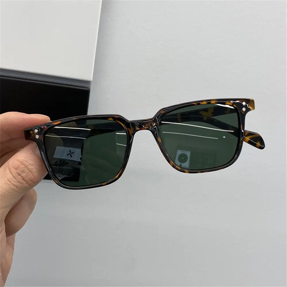 Leopard Dark Green Square Sunglasses Man Driving Shades Male Sun Glasses Brand Designer Fishing Travel Vintage Oculos De Sol
Leopard Dark Green Square Sunglasses Man Driving Shades Male Sun Glasses Brand Designer Fishing Travel Vintage Oculos De Sol
