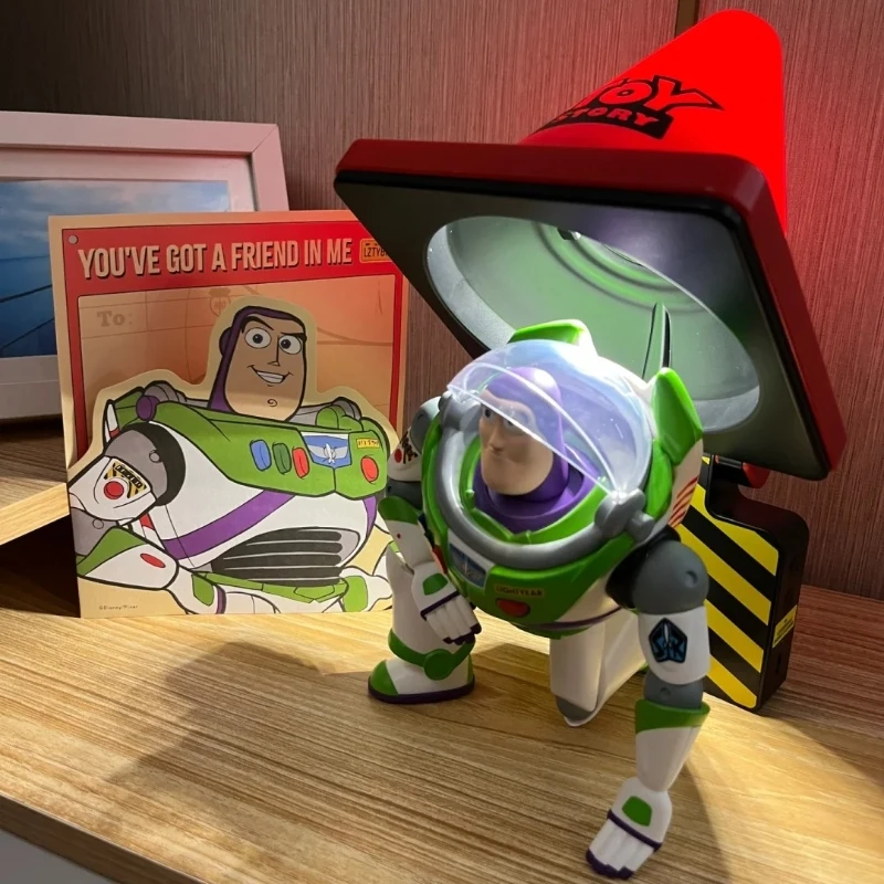 Authentic Disney Buzz Lightyear Roadblock Light Toy Story Series Lighting 5 Hours Long Endurance Decorative Toy Friends
Authentic Disney Buzz Lightyear Roadblock Light Toy Story Series Lighting 5 Hours Long Endurance Decorative Toy Friends