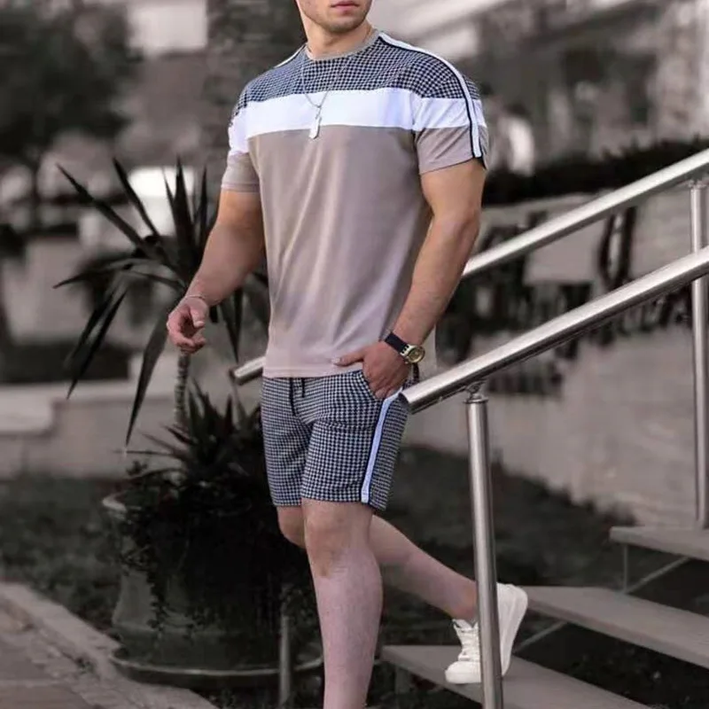 New men's casual summer patchwork suit Sports suit men's ice silk slim short sleeve T-shirt
New men's casual summer patchwork suit Sports suit men's ice silk slim short sleeve T-shirt