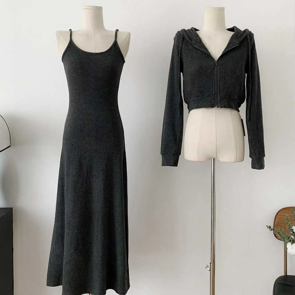 Dress Women's Suit 2023 Autumn New Warm Hooded Long Sleeve Zipper Short Coat Fashion Comfortable Slim Slip Dress Female Dress
Dress Women's Suit 2023 Autumn New Warm Hooded Long Sleeve Zipper Short Coat Fashion Comfortable Slim Slip Dress Female Dress