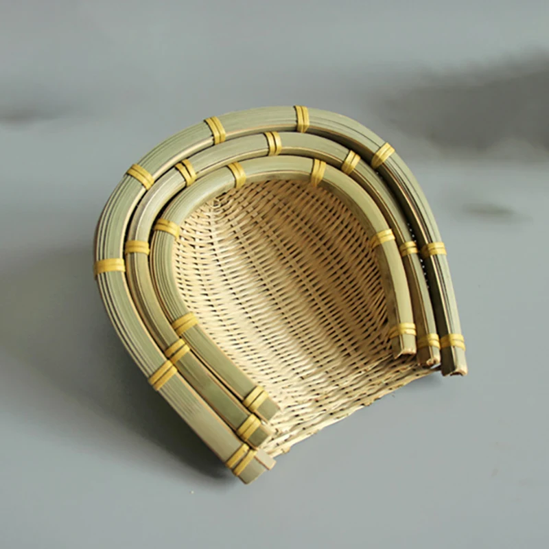 Hand Woven Mini Bamboo Dustpan Braided Plate Dry Fruit Tray Snack Storage Bamboo Basket Bamboo Crafts Tabletop Decoration
Hand Woven Mini Bamboo Dustpan Braided Plate Dry Fruit Tray Snack Storage Bamboo Basket Bamboo Crafts Tabletop Decoration