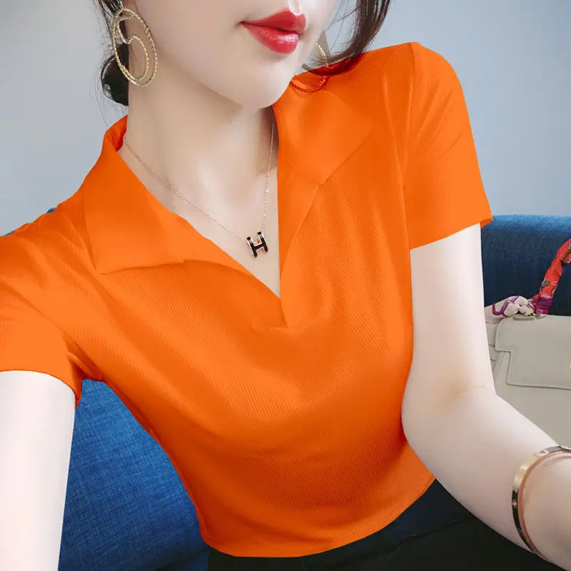 Summer new ice silk short sleeve T-shirt ladies loose large size knitted Korean POLO collar coat
Summer new ice silk short sleeve T-shirt ladies loose large size knitted Korean POLO collar coat