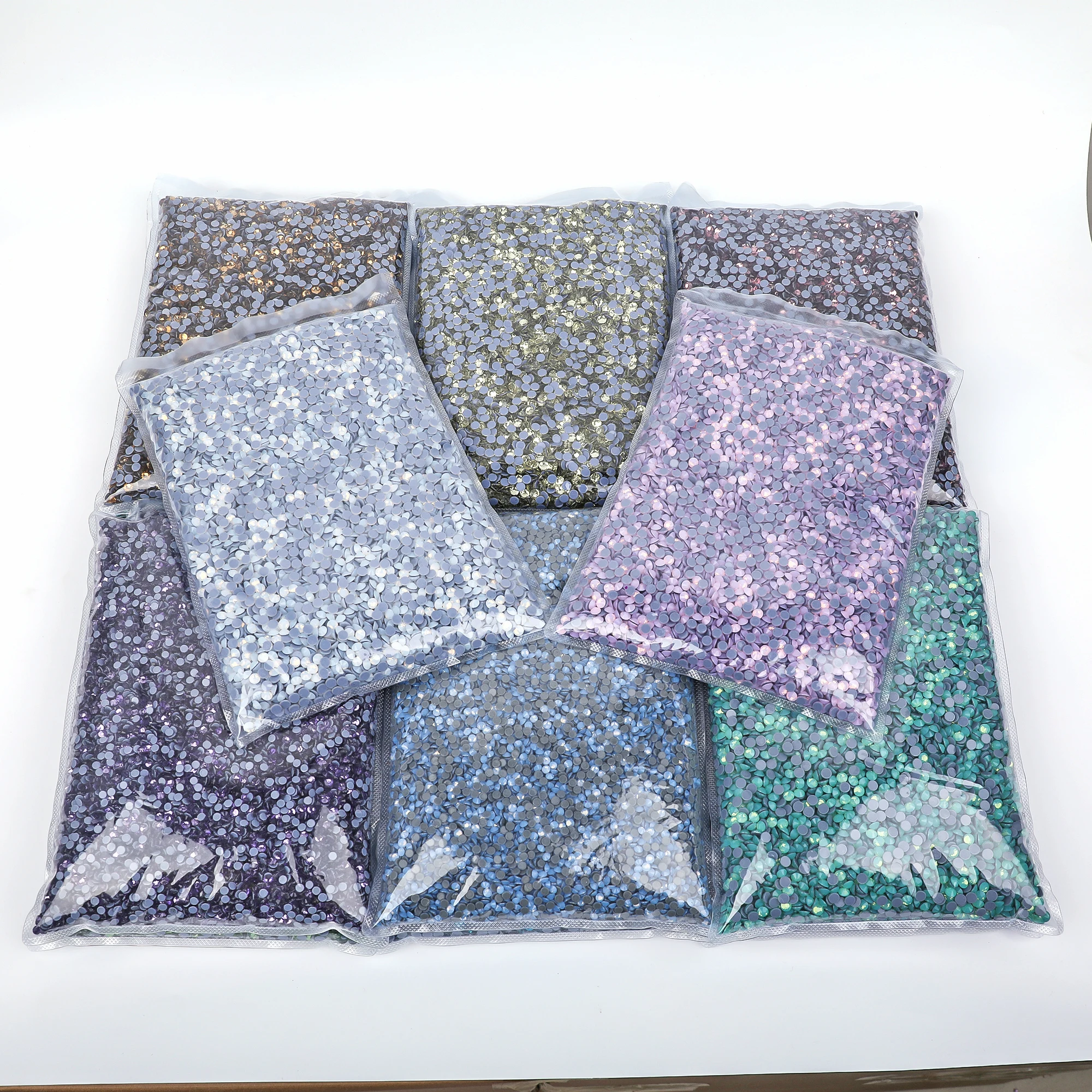 14400Pcs/Bulk Bag Wholesale Better than DMC Glitter Hotfix Rhinestones SS6-SS30 Crystal Hot Fix Rhinestone Opal Series
14400Pcs/Bulk Bag Wholesale Better than DMC Glitter Hotfix Rhinestones SS6-SS30 Crystal Hot Fix Rhinestone Opal Series