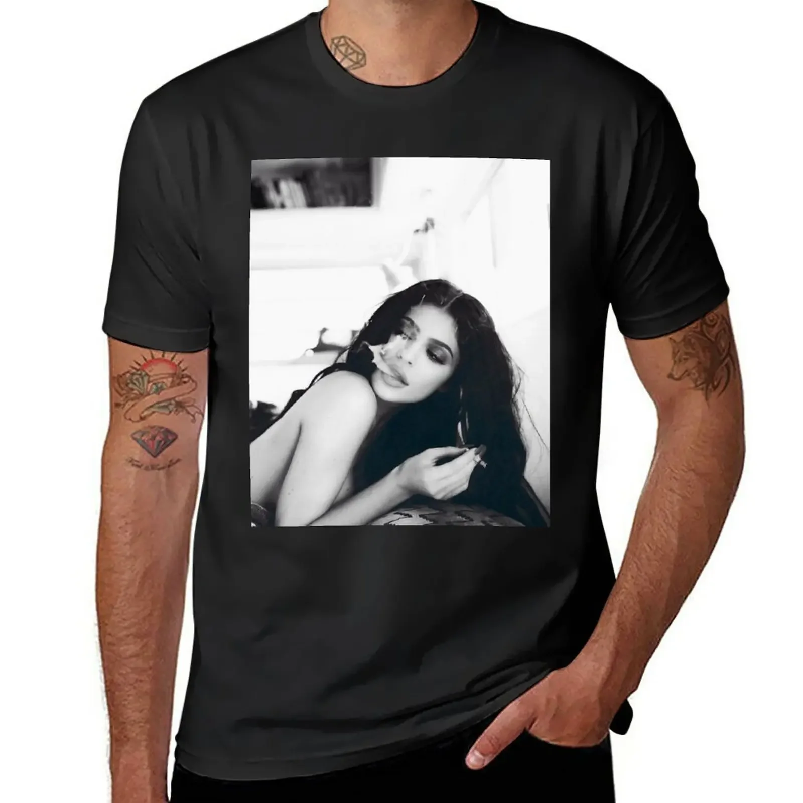 Футболка Kylie с рисунком курительной тематики, милые топы, индивидуальный дизайн, ваша личная мужская одежда
Футболка Kylie с рисунком курительной тематики, милые топы, индивидуальный дизайн, ваша личная мужская одежда