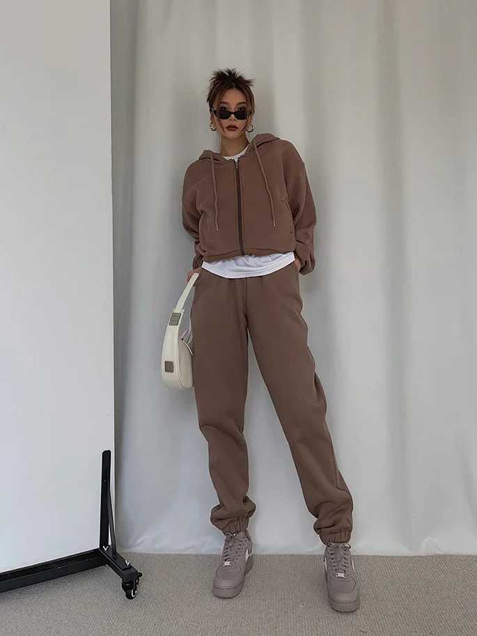 

Fleece Sweatpant Pocket Warm Winter Thick Solid Tracksuit Women Sporty Drawstring Elastic Waist Jogger Pant 2023 new y2k trouser