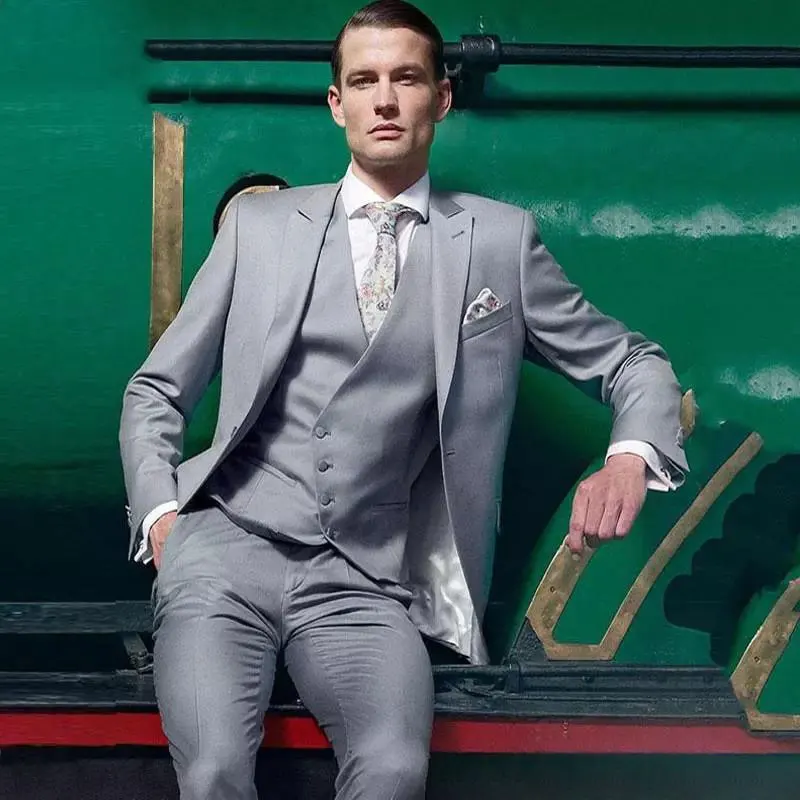 New Grey Men 3 Pieces Suits Slim Fit 2023 Peaked Lapel One Button Formal Wedding Prom Tuxedos (Jacket+Vest+Pants) Customized
New Grey Men 3 Pieces Suits Slim Fit 2023 Peaked Lapel One Button Formal Wedding Prom Tuxedos (Jacket+Vest+Pants) Customized