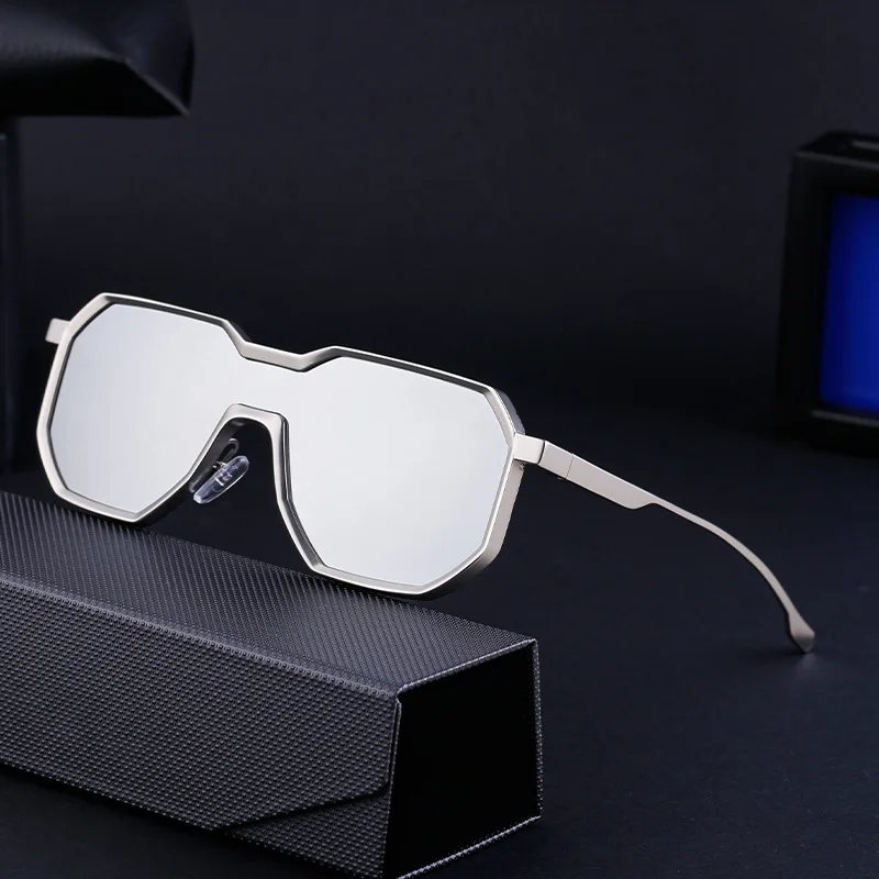 98145 The latest European and American men punk style sunglasses, women square big frame sunglasses anti-blue glasses wholesale
98145 The latest European and American men punk style sunglasses, women square big frame sunglasses anti-blue glasses wholesale