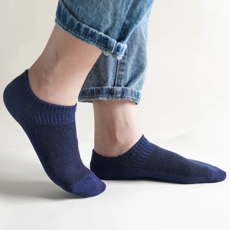 Black -and -white socks in summer thin pile of pile of cotton cotton cotton cotton medium sock solid color long socks
Black -and -white socks in summer thin pile of pile of cotton cotton cotton cotton medium sock solid color long socks