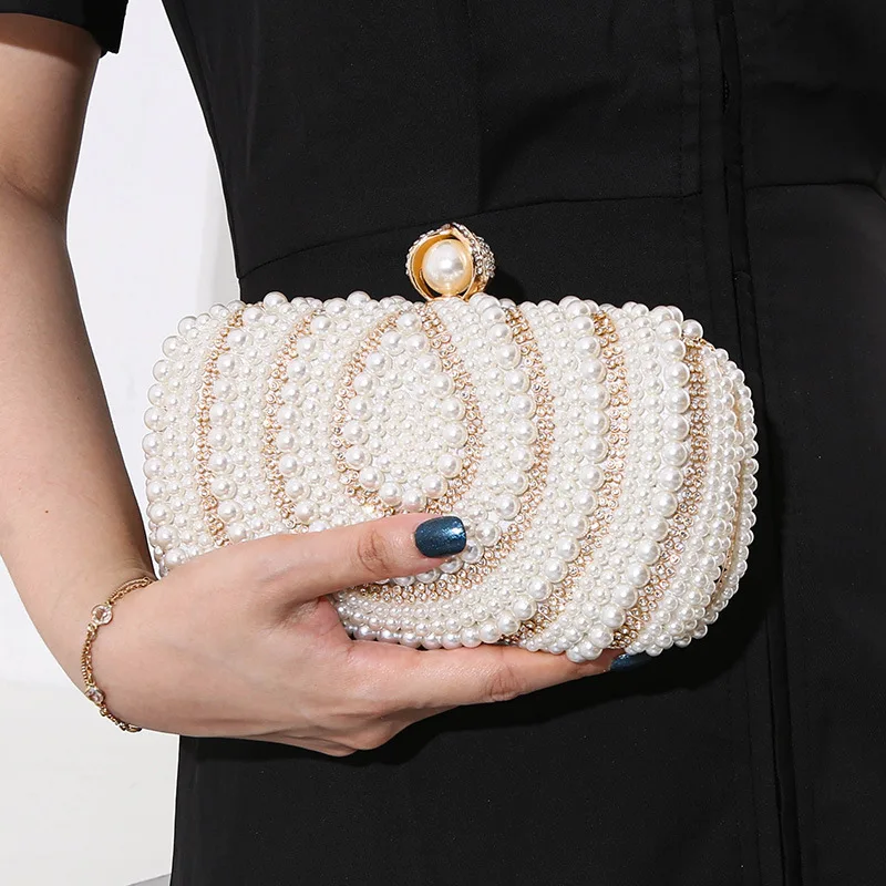 New Women Evening Clutches Vintage Ladies Pearl Dinner Handbag Hand-beaded Embroidered Bag Diamond-studded Banquet Dress Pouch
New Women Evening Clutches Vintage Ladies Pearl Dinner Handbag Hand-beaded Embroidered Bag Diamond-studded Banquet Dress Pouch