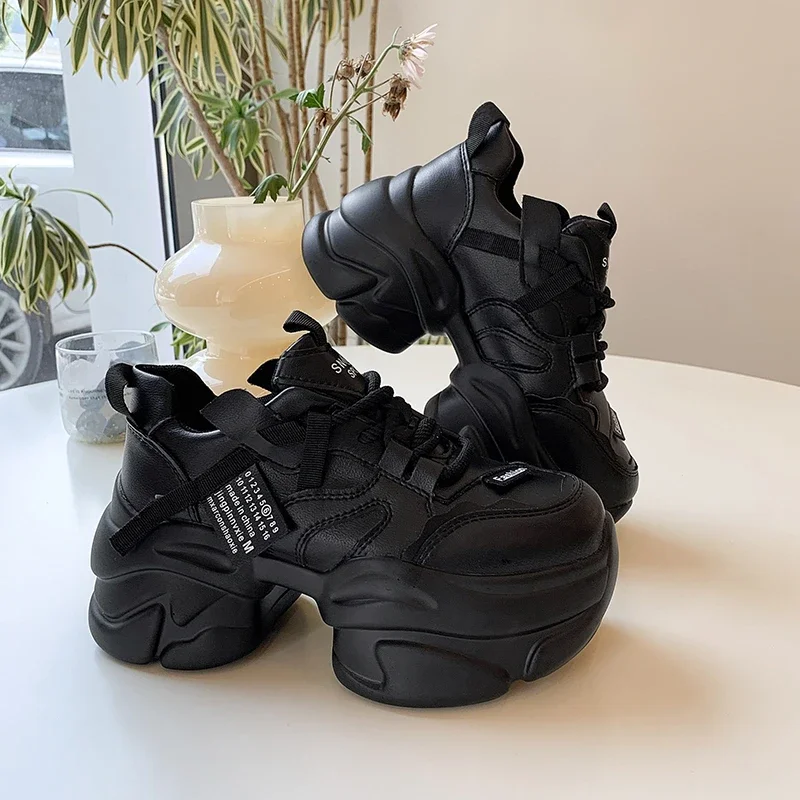 7.5CM Heels Autumn Winter Chunky Sneakers for Women 2023 Platform Sports Breathable Leather Shoes Woman Thick Bottom Dad Shoes
7.5CM Heels Autumn Winter Chunky Sneakers for Women 2023 Platform Sports Breathable Leather Shoes Woman Thick Bottom Dad Shoes
